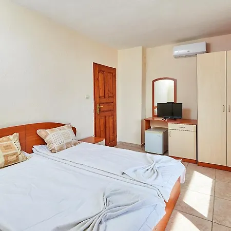 Gasthuis бор Pomorie